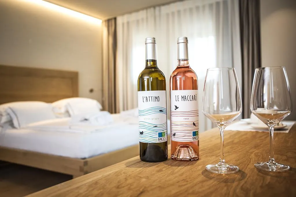 Agriturismo La Pertica コステロマーノ ファームステイ