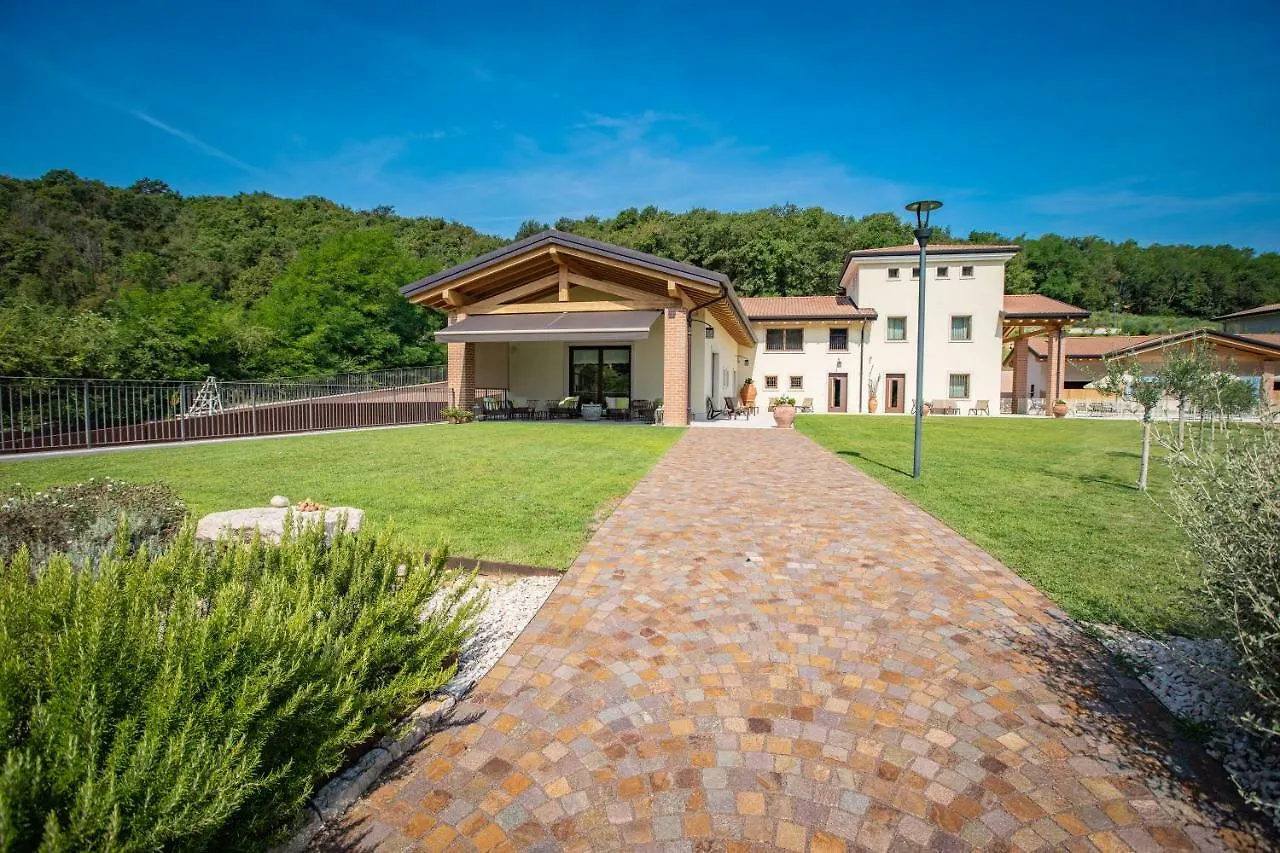 Agriturismo La Pertica Costermano Séjour à la ferme